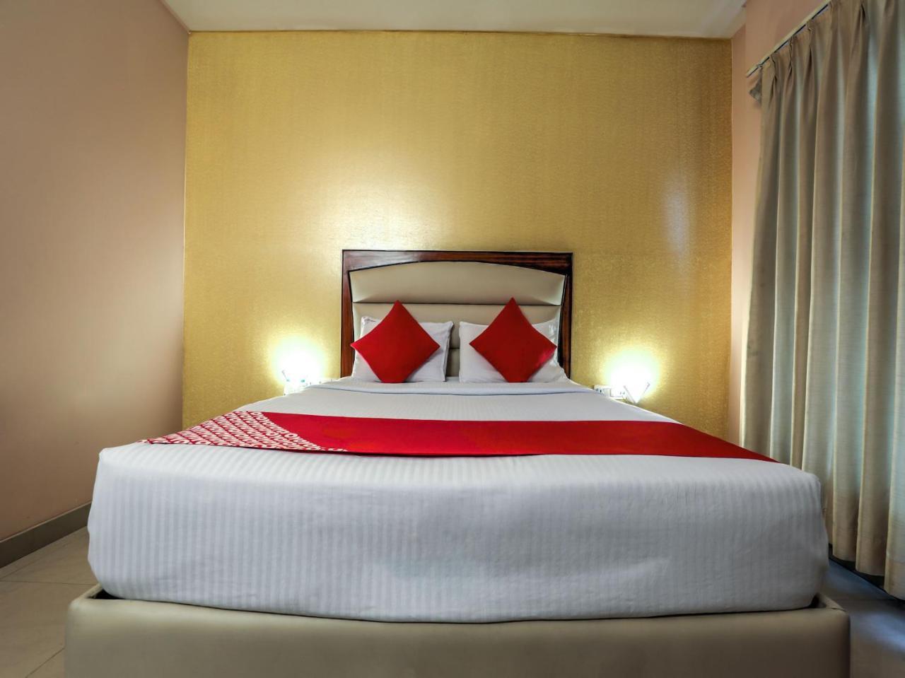 Capital O 1251 Hotel Suprabha וורנגל מראה חיצוני תמונה
