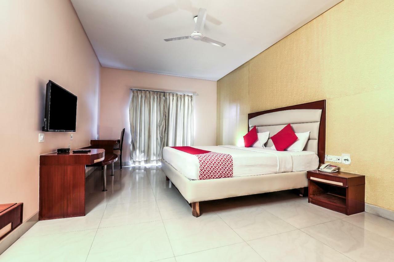 Capital O 1251 Hotel Suprabha וורנגל מראה חיצוני תמונה